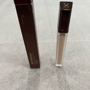 Hourglass Vanish Airbrush Concealer Cream 1.5 - [6ml]
